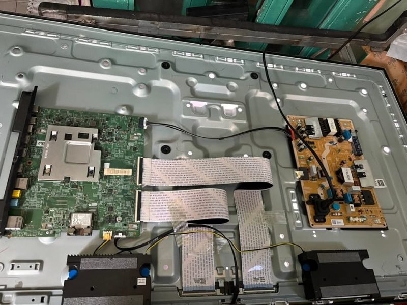 Sửa tivi bị hỏng bo nguồn, bo khiển, màn hình, led tận nhà